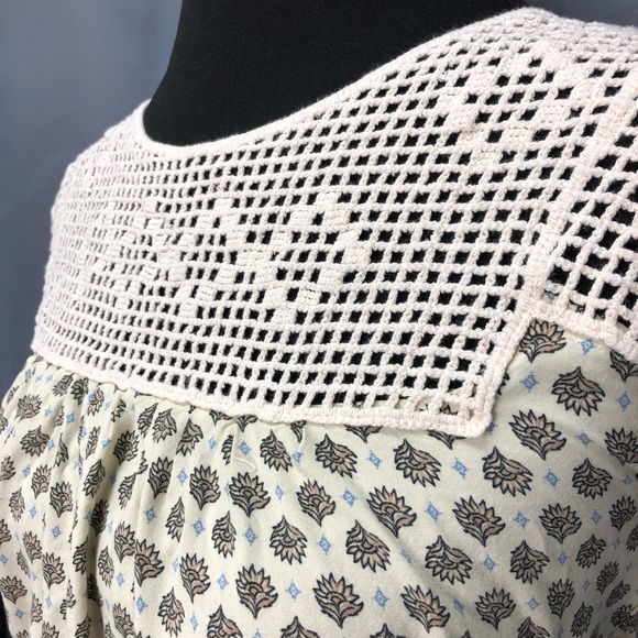 Forever 21- Crochet boho floral dress - Picture 3 of 7